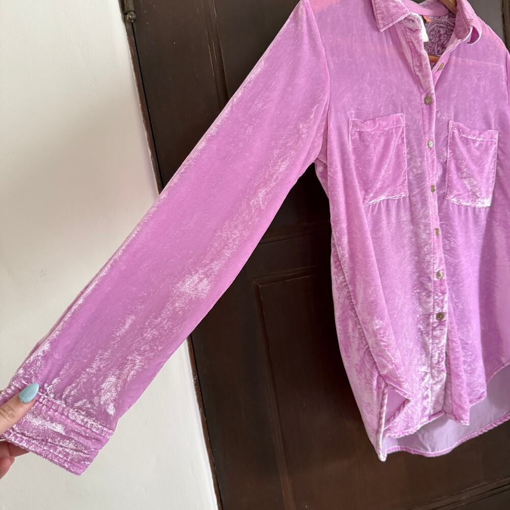 PILCRO | Pink velvet Hadley Mara Velvet Relaxed Button up Shirt | 6 - Picture 3 of 5